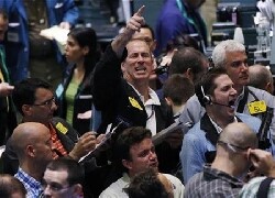 PÃ©trole : le baril repasse sous les 100 dollars Ã  New York