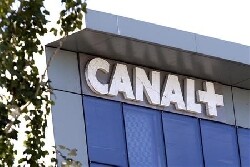 Lagard�re retarde l'introduction en bourse de Canal+ France