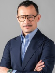 Interview de Salvatore Catalano : Directeur de la filiale en Italie et Directeur du développement commercial pour la France et Monaco chez Vaneck Europe Interview de Salvatore Catalano : Directeur de la filiale en Italie et Directeur du développement commercial pour la France et Monaco chez Vaneck Europe
