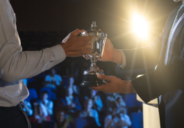 Les sociétés Neoen et Altarea remportent le Prix de l'entreprise citoyenne cotée en bourse d'EasyBourse - Édition 2023 Les sociétés Neoen et Altarea remportent le Prix de l'entreprise citoyenne cotée en bourse d'EasyBourse - Édition 2023