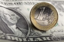 L'euro à un plus bas de 14 ans face au dollar
