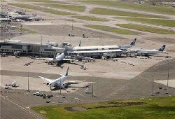 Aéroports de Paris donne la parole aux voyageurs Aéroports de Paris donne la parole aux voyageurs
